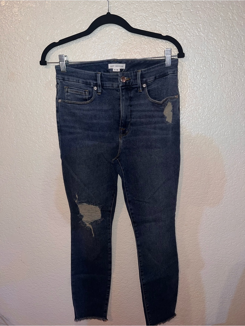 NWT Good American Blue Dark Wash Skinny Jeans